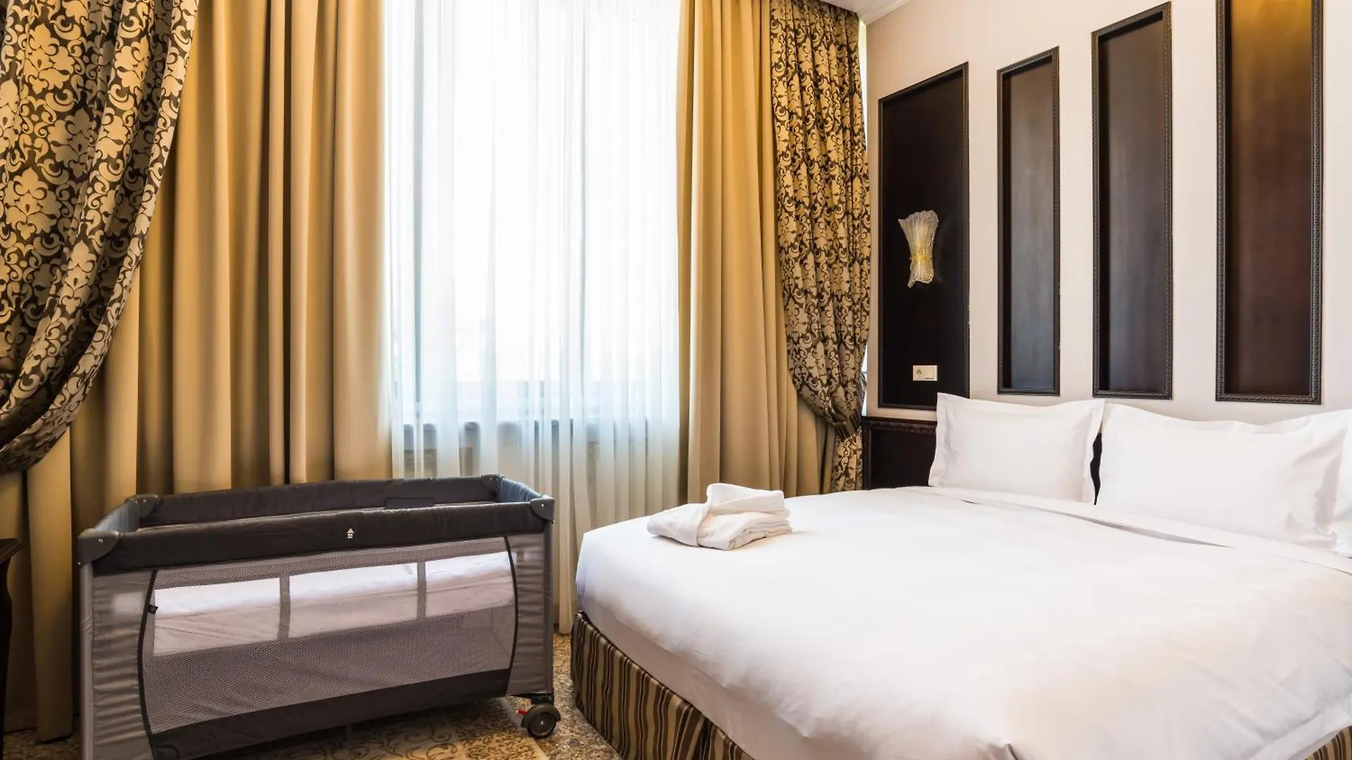 Royal Park Hotel Алматы 3*,  Казахстан